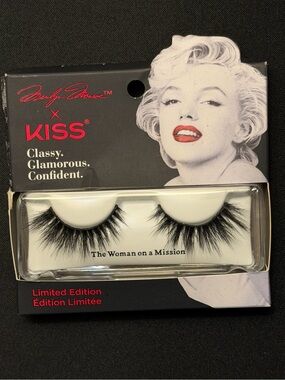 KISS False Eyelashes 'The Woman on a Mission' — Black